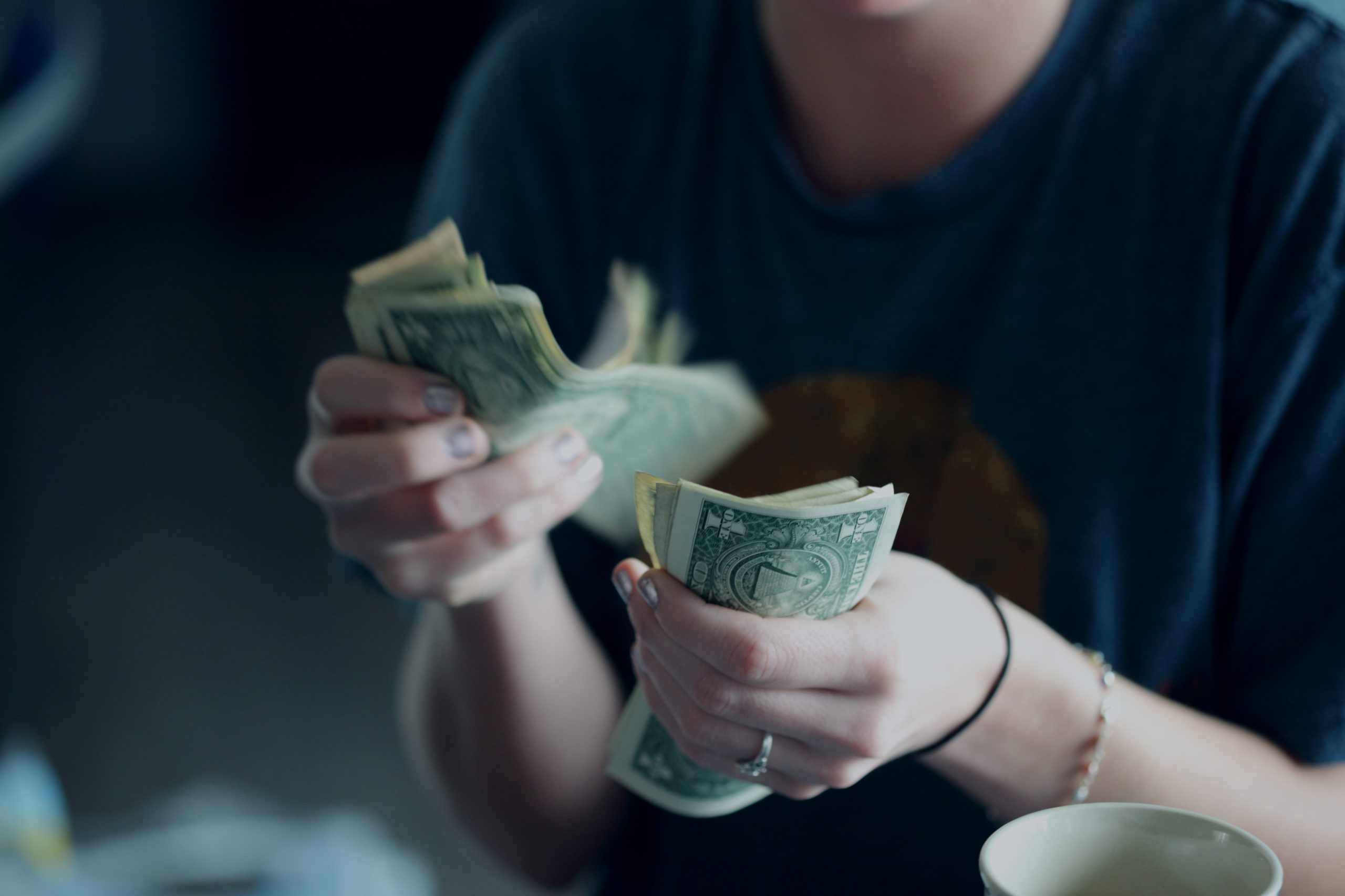How to Achieve a Six-Figure Income: Tips and Strategies from the Pros